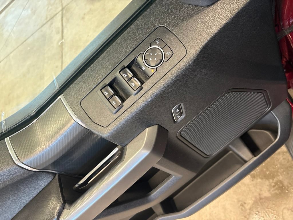 Used 2018 Ford F150 XLT w/ Equipment Group 302A Luxury AWD/4WD image 19