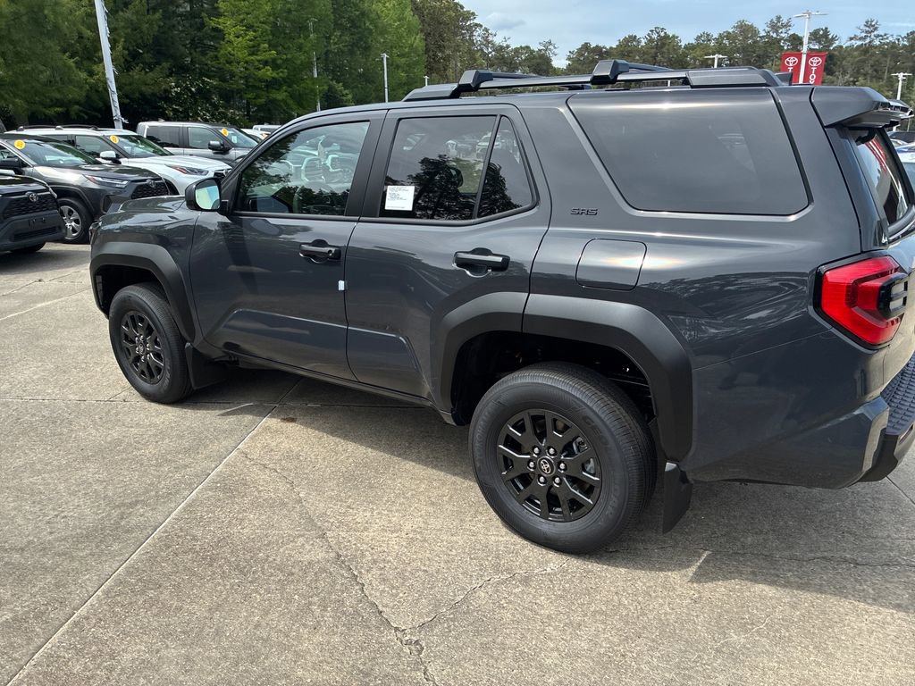 New 2026 Toyota 4Runner SR5 AWD/4WD image 3