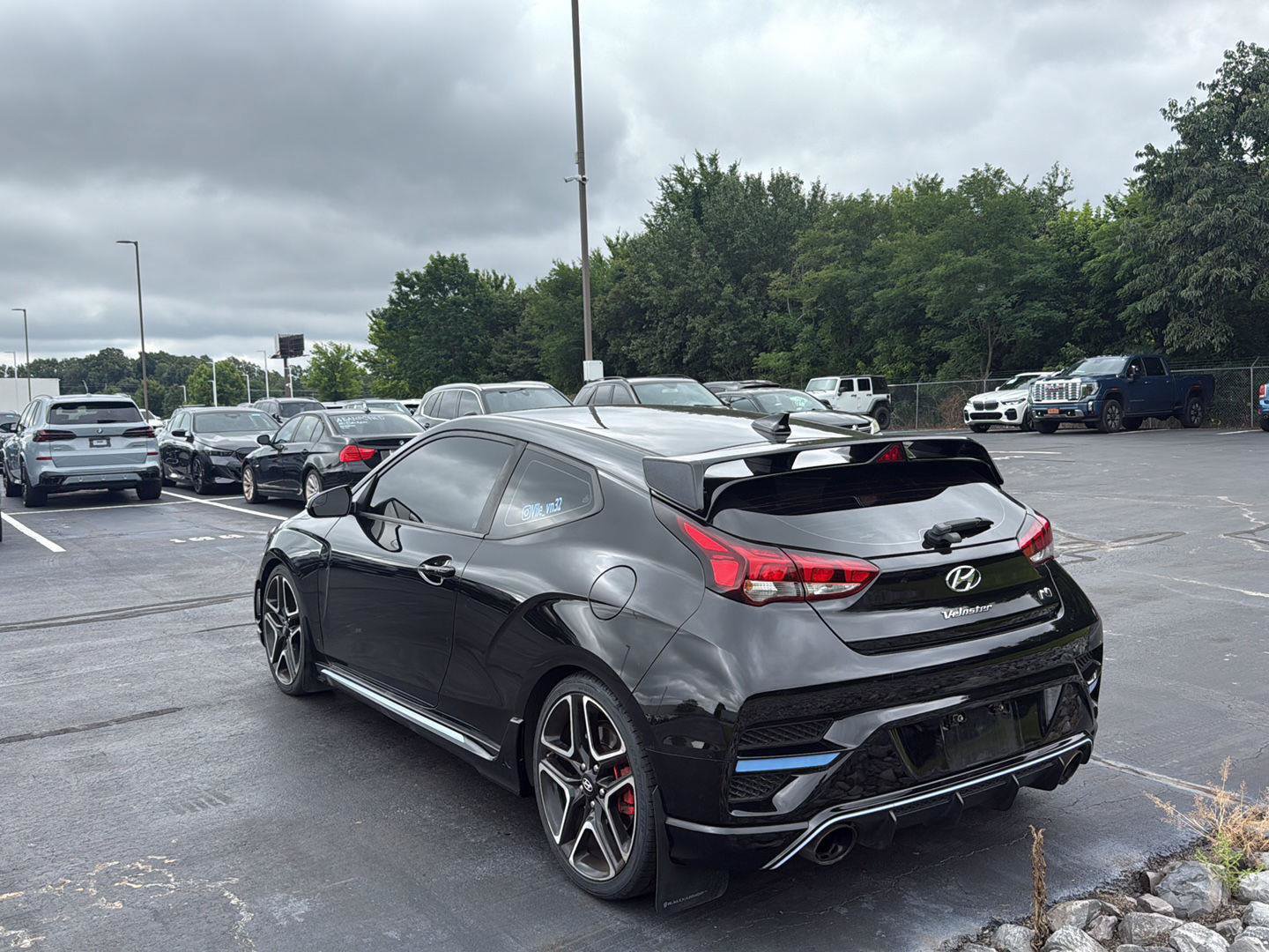 Used 2020 Hyundai Veloster N w/ Performance Package FWD image 3