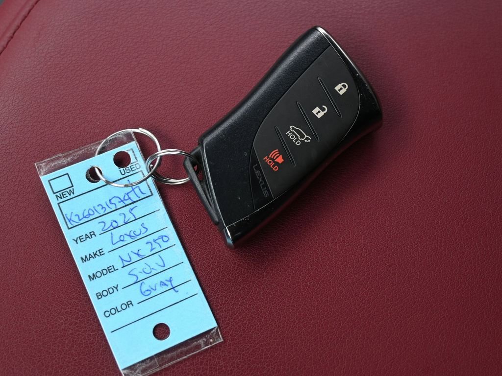 Used 2025 Lexus NX 250 FWD w/ Premium Package image 23