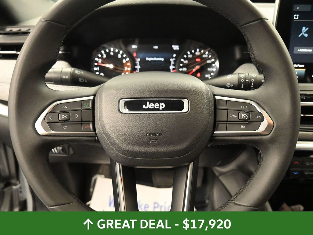 Used 2024 Jeep Compass Latitude image 33