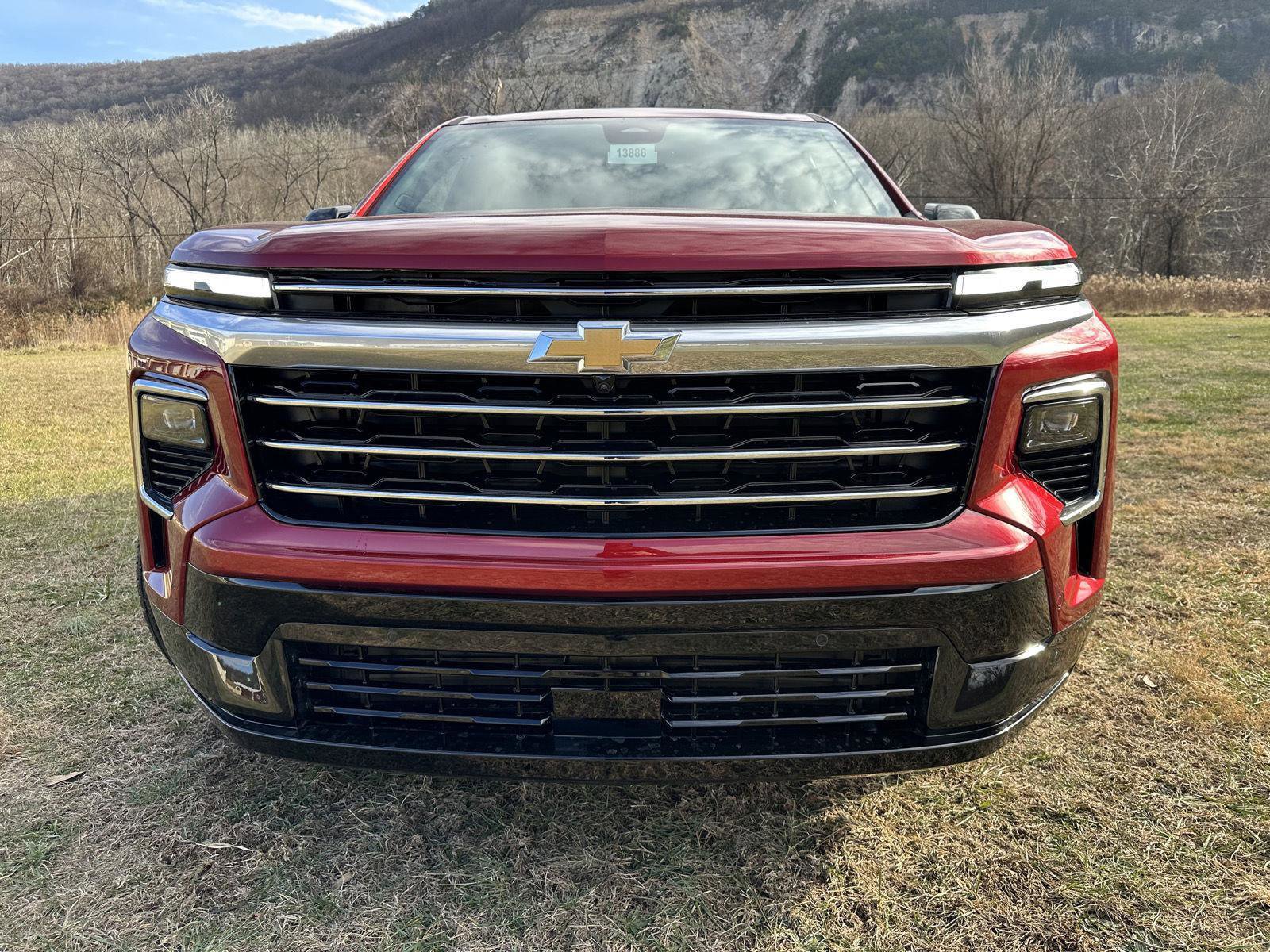 New 2026 Chevrolet Traverse High Country image 2