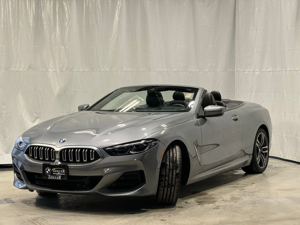 Used 2025 BMW 840i xDrive Convertible AWD/4WD image 3