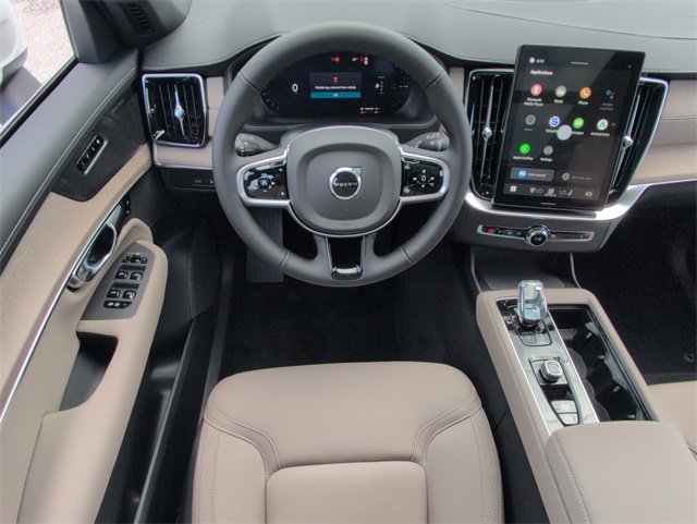 New 2026 Volvo XC90 T8 Plus image 8