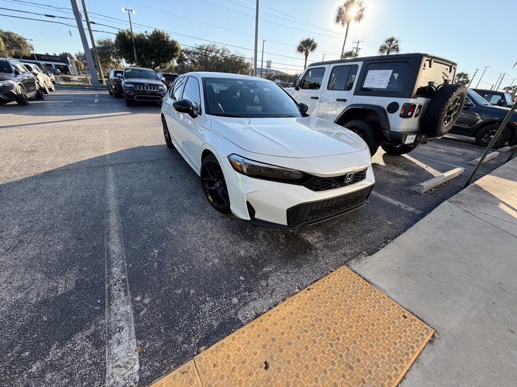 Used 2025 Honda Civic Sport image 2