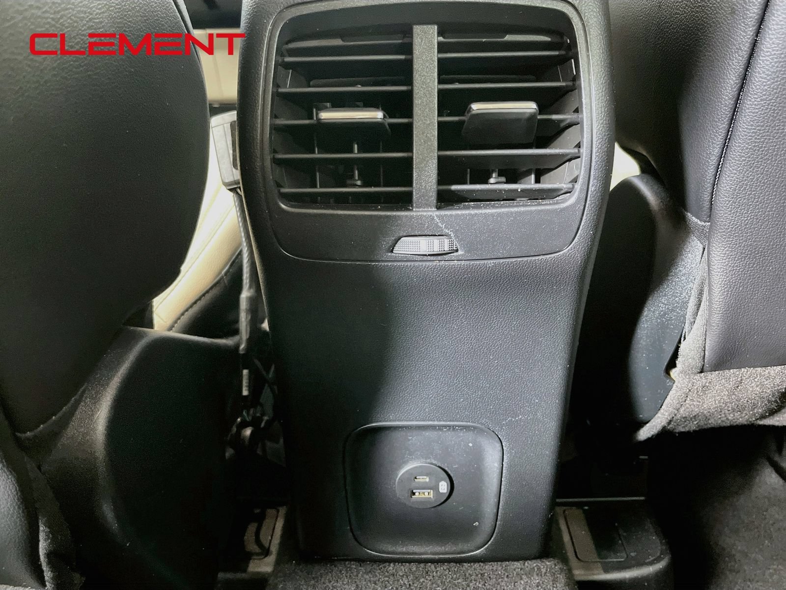 Used 2020 Ford Escape SEL FWD image 32