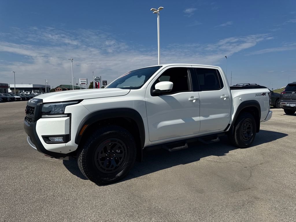 New 2026 Nissan Frontier PRO-4X w/ Pro-4x Convenience Package image 1