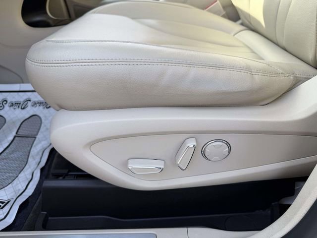 Used 2018 Lincoln MKC Premiere image 17