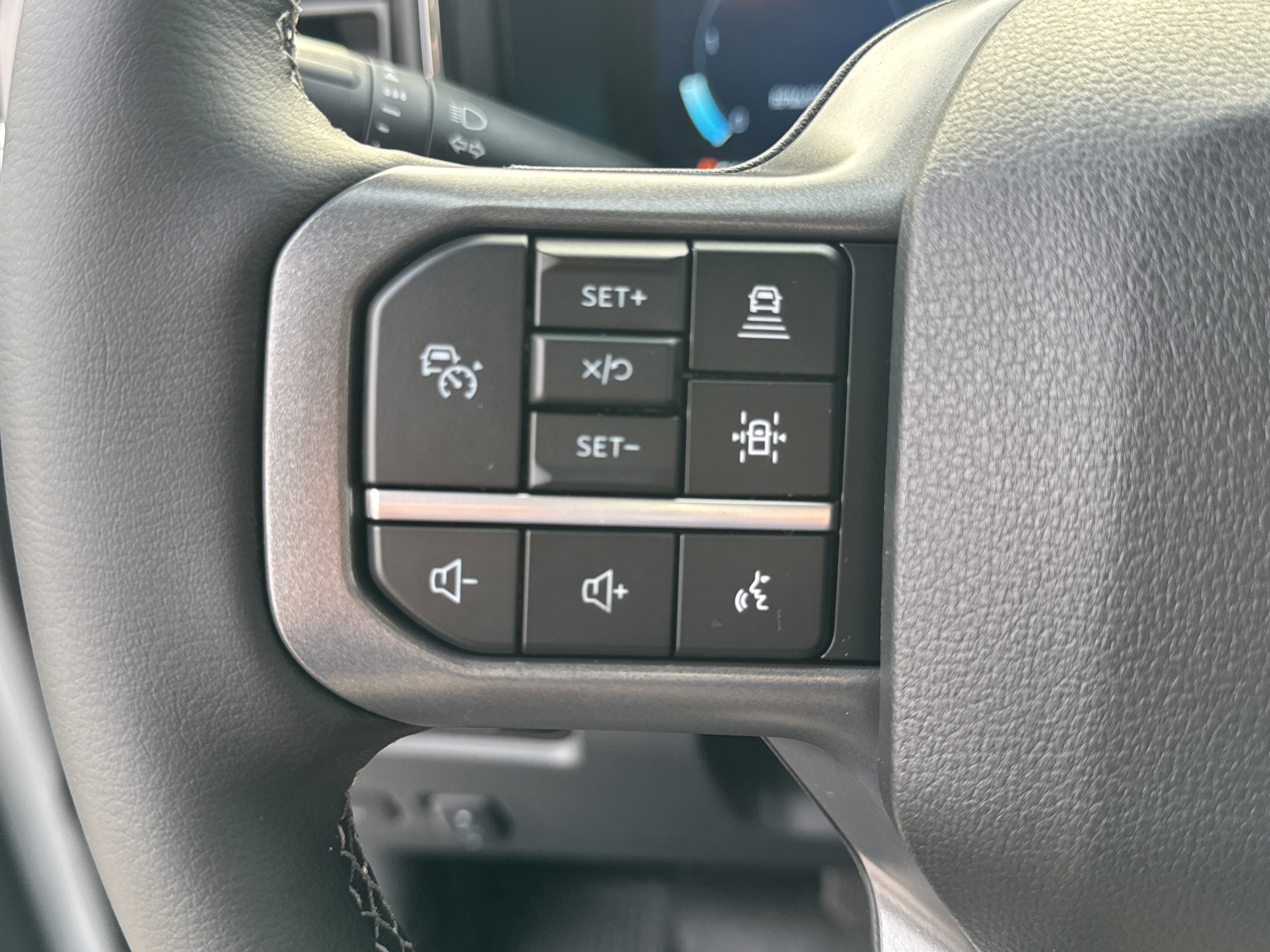 New 2026 Ford F250 Lariat w/ Black Appearance Package image 33