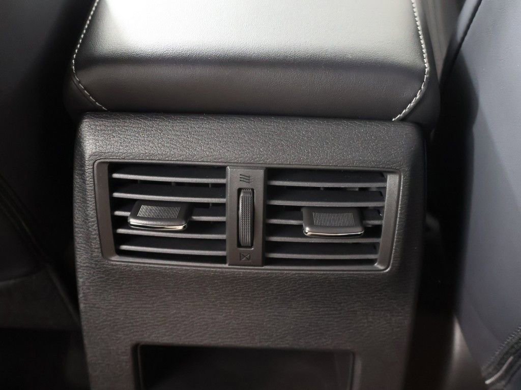 New 2026 Mitsubishi Outlander LE AWD/4WD image 54