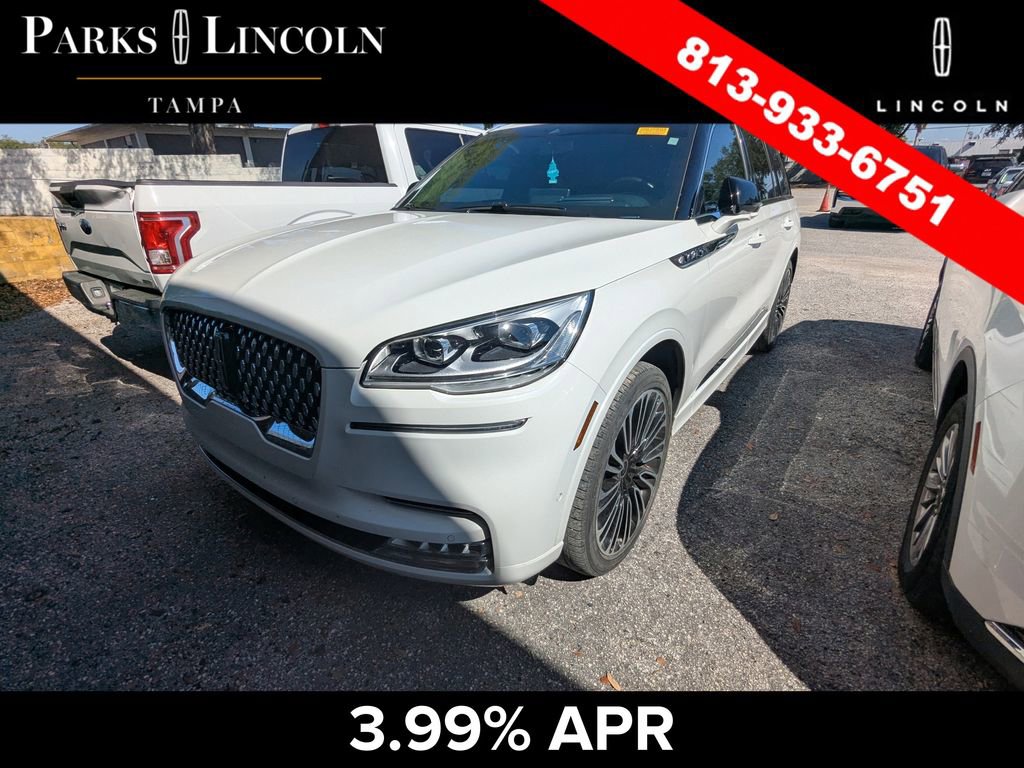 Used 2023 Lincoln Aviator Black Label AWD/4WD image 3
