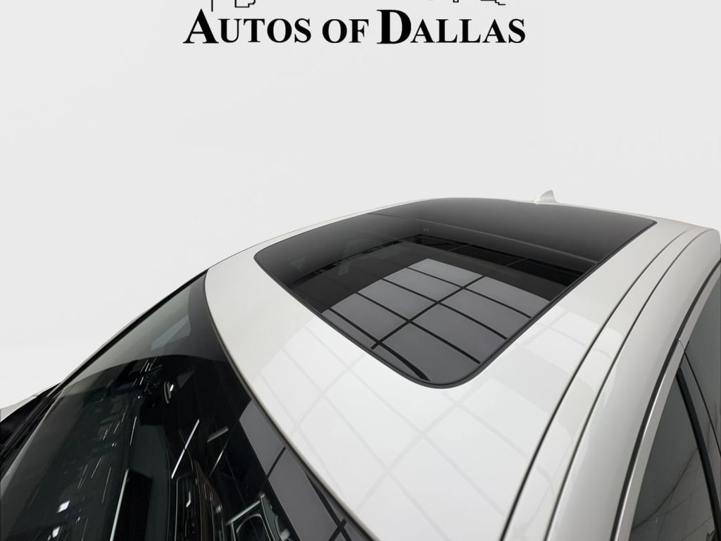Used 2022 BMW 740i xDrive w/ Premium Package AWD/4WD image 11