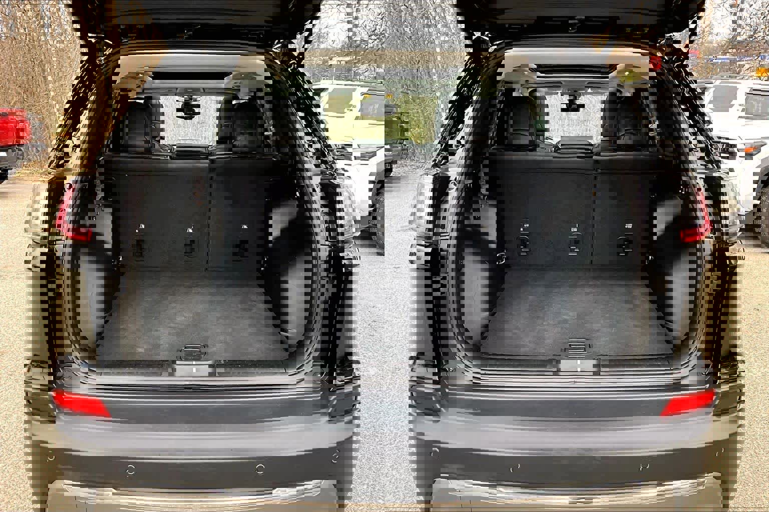 Used 2019 Jeep Cherokee Limited image 31