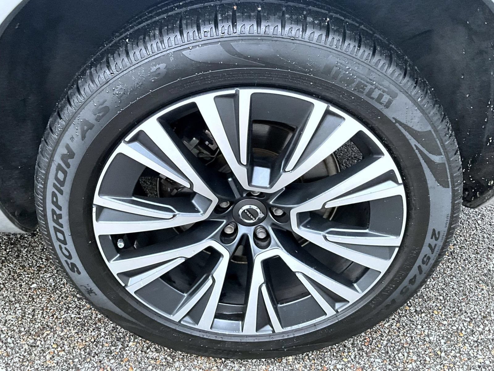 Used 2021 Volvo XC90 T5 Momentum w/ Advanced Package AWD/4WD image 26