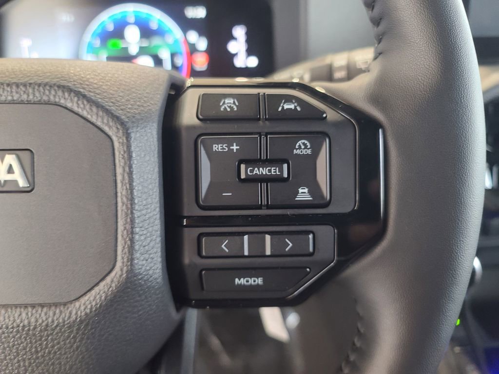 Used 2025 Toyota Land Cruiser image 29