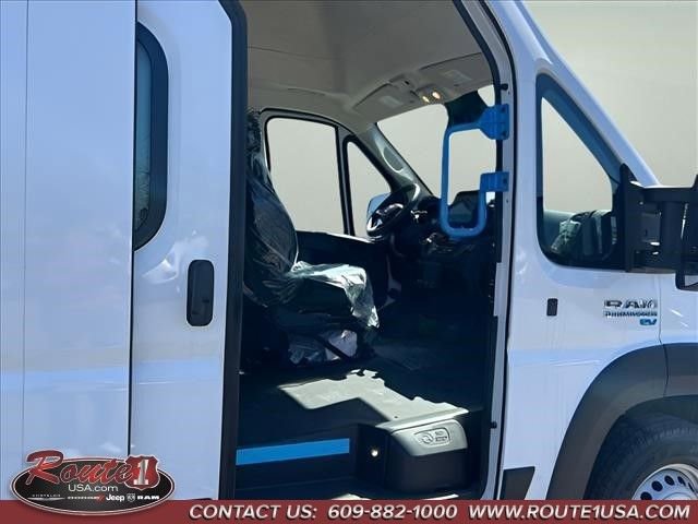 Used 2024 RAM ProMaster 3500 w/ Delivery Van Package FWD image 39
