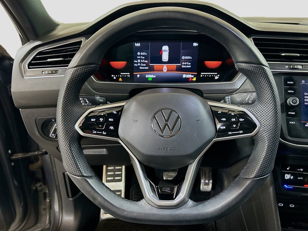 Used 2022 Volkswagen Tiguan SE R-Line FWD image 9