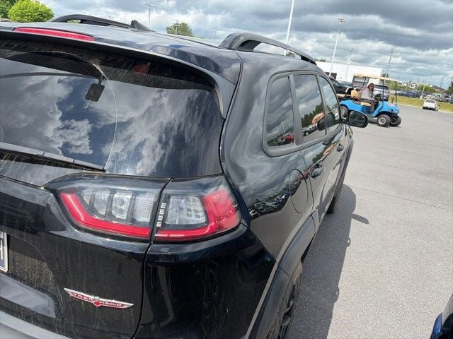 Used 2022 Jeep Cherokee Trailhawk w/ Sound & Nav Group AWD/4WD image 10