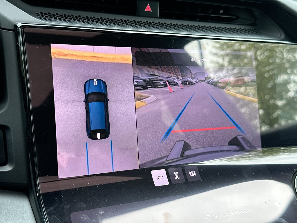 New 2026 Porsche Cayenne Electric AWD/4WD image 17