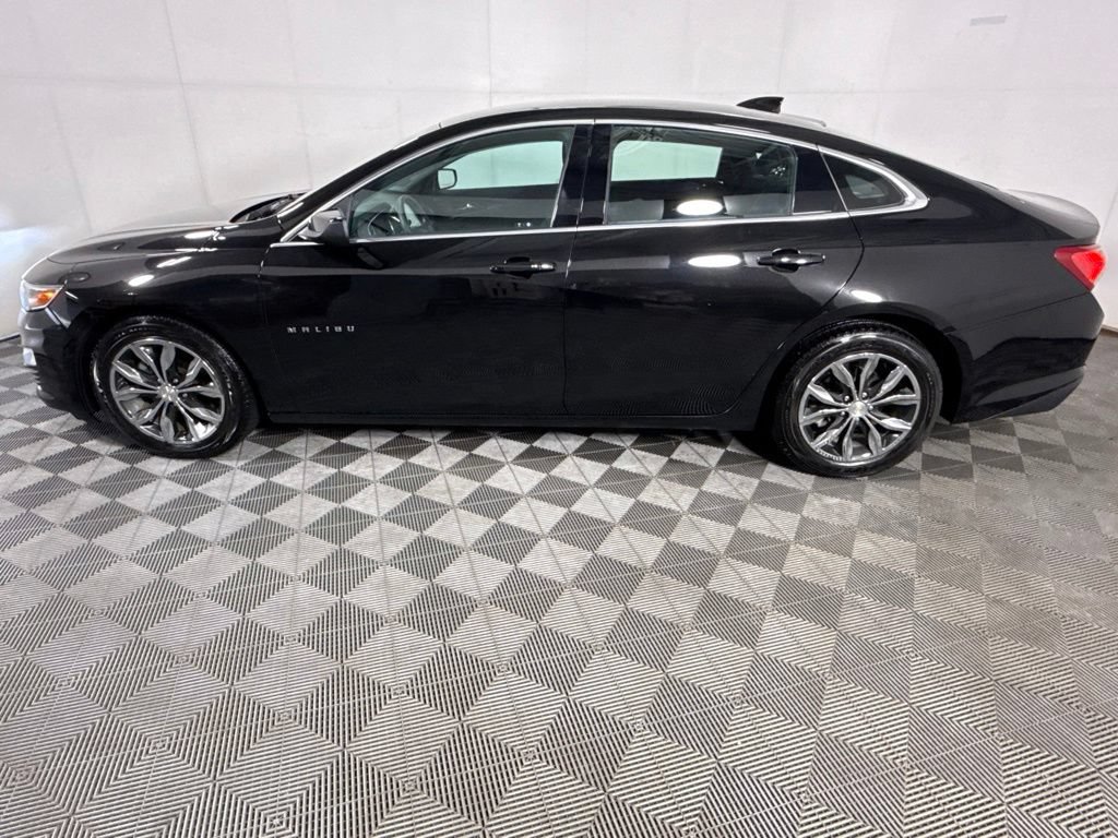 Used 2021 Chevrolet Malibu LT FWD image 6