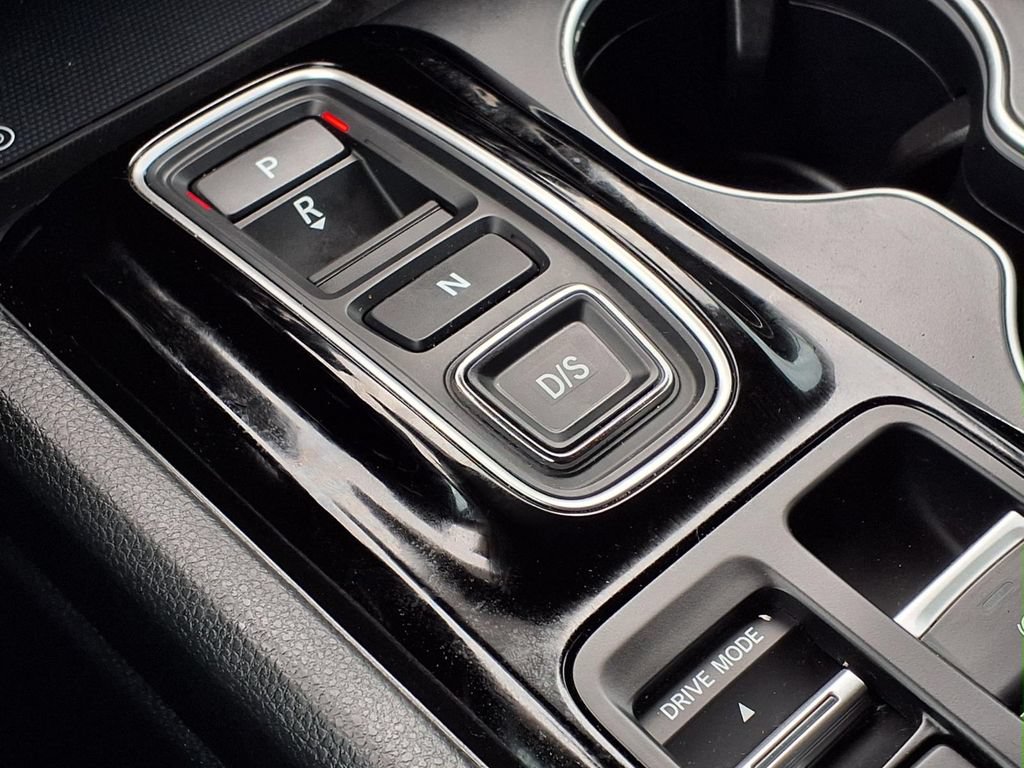 Certified 2024 Honda Pilot Touring image 18