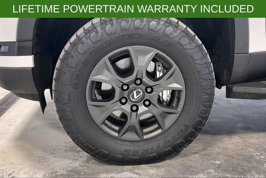 Used 2025 Lexus GX 550 image 11