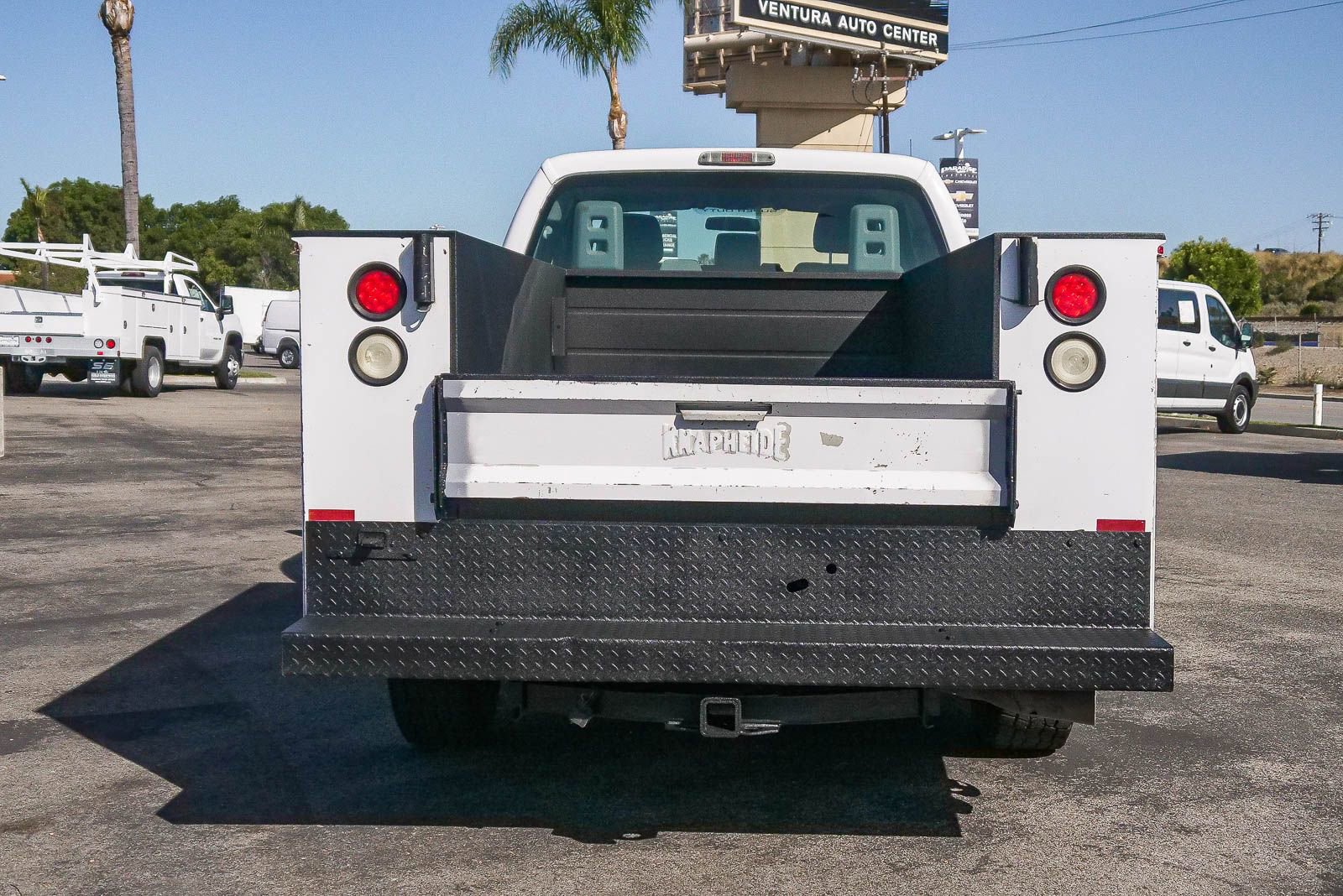 Used 2015 Ford F250 XL w/ Power Equipment Group RWD image 8