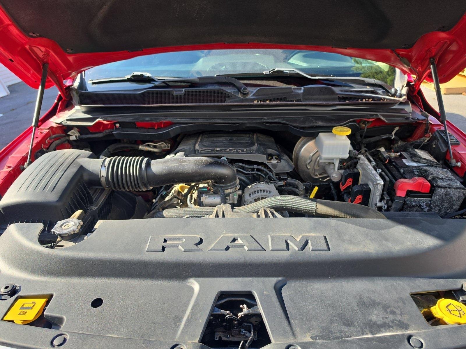 Used 2019 RAM 1500 Laramie AWD/4WD image 35