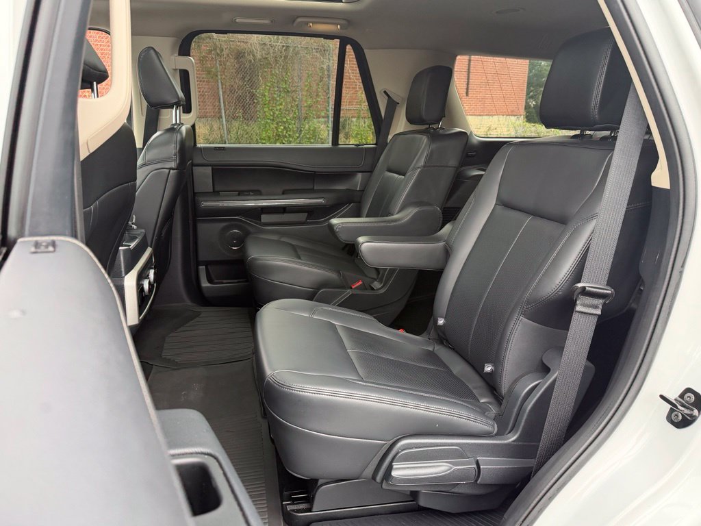 Used 2024 Ford Expedition XLT AWD/4WD image 21