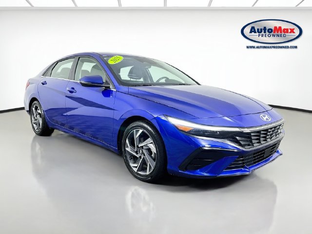 Used 2025 Hyundai Elantra Limited