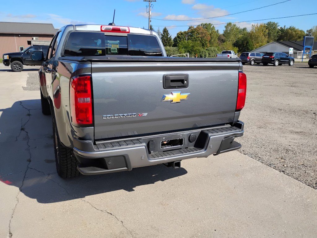 Used 2019 Chevrolet Colorado Z71 image 2