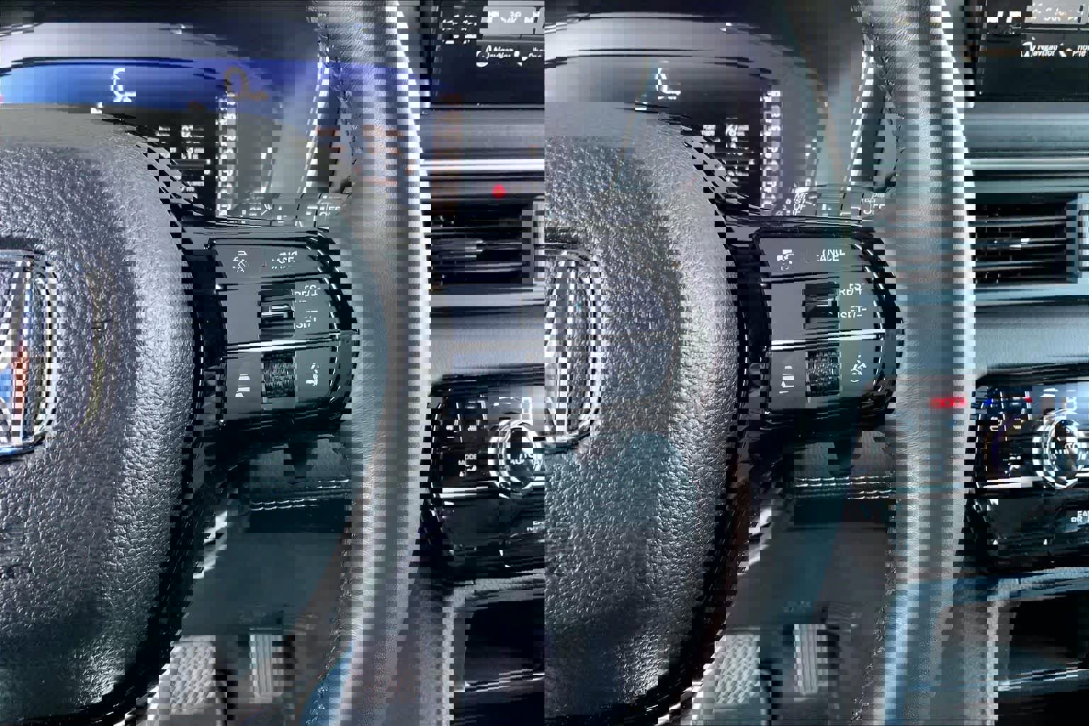 Used 2023 Honda Pilot Elite image 25