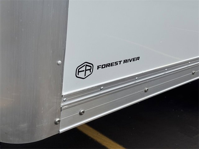 New 2026 Ford E-450 and Econoline 450 Super Duty w/ Power Equipment Group image 9