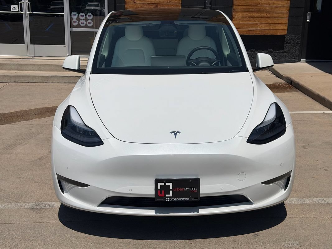 Used 2022 Tesla Model Y Performance AWD/4WD image 9