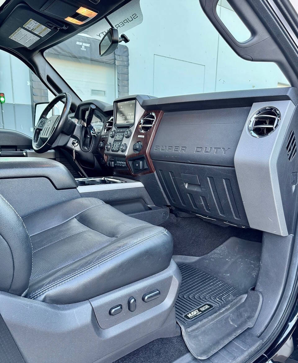 Used 2016 Ford F250 Lariat w/ Lariat Ultimate Package AWD/4WD image 45