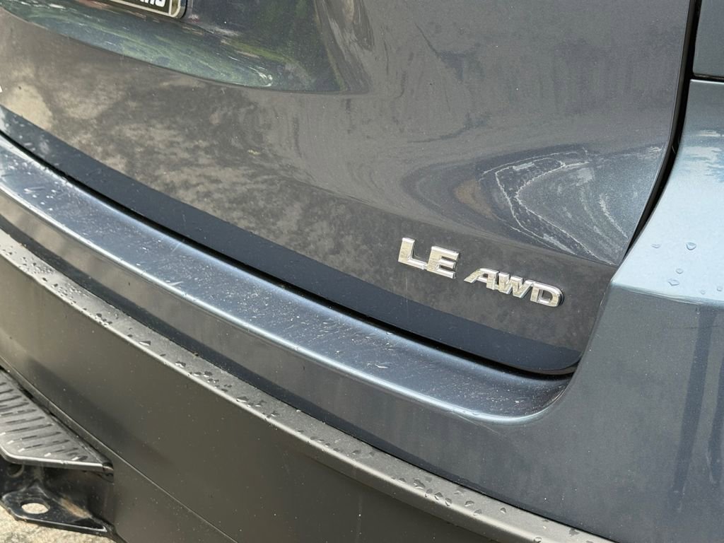 Used 2017 Toyota Highlander Plus AWD/4WD image 21