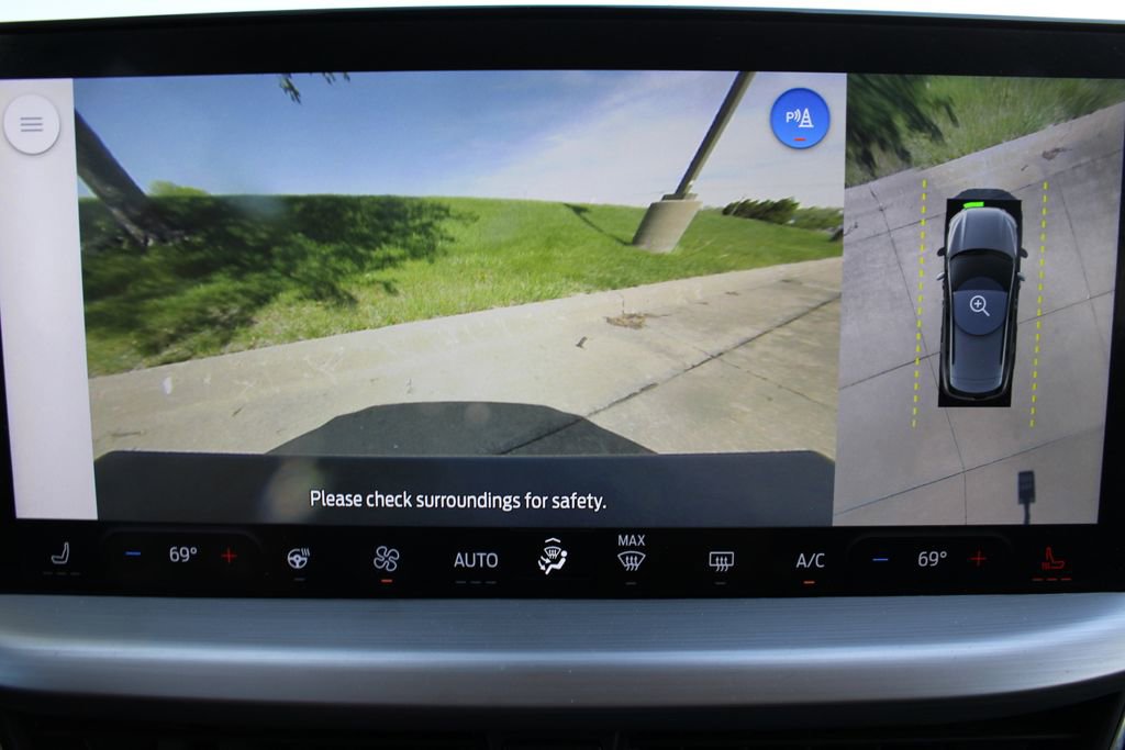 Used 2024 Ford Escape Platinum AWD/4WD image 13