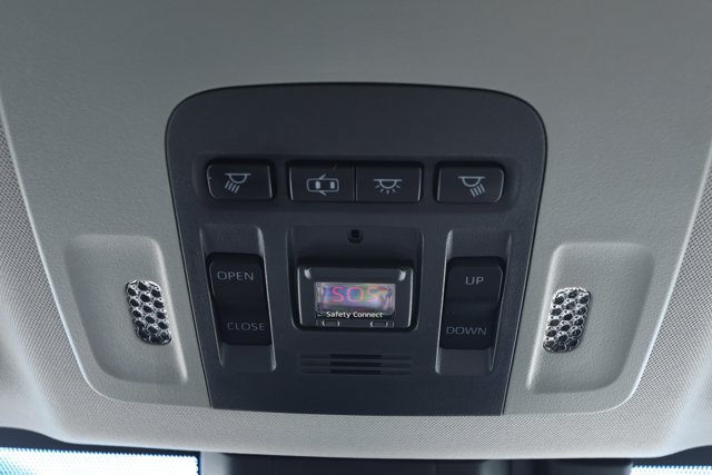 Used 2018 Toyota Camry XLE w/ Audio Package FWD image 21