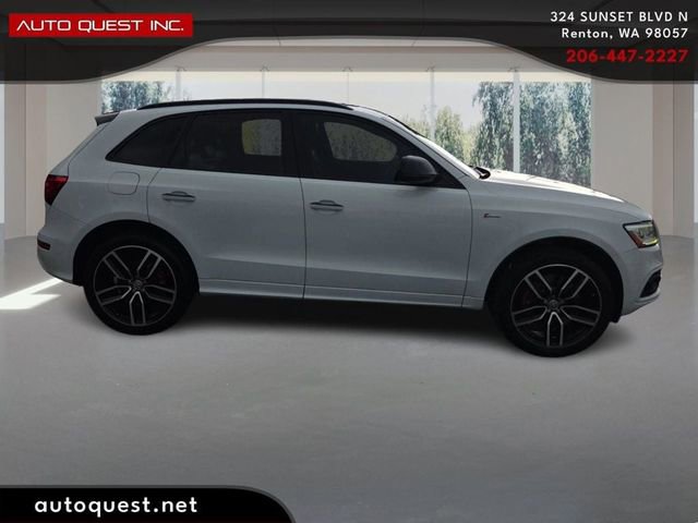 Used 2017 Audi SQ5 Premium Plus w/ Technology Package AWD/4WD image 4