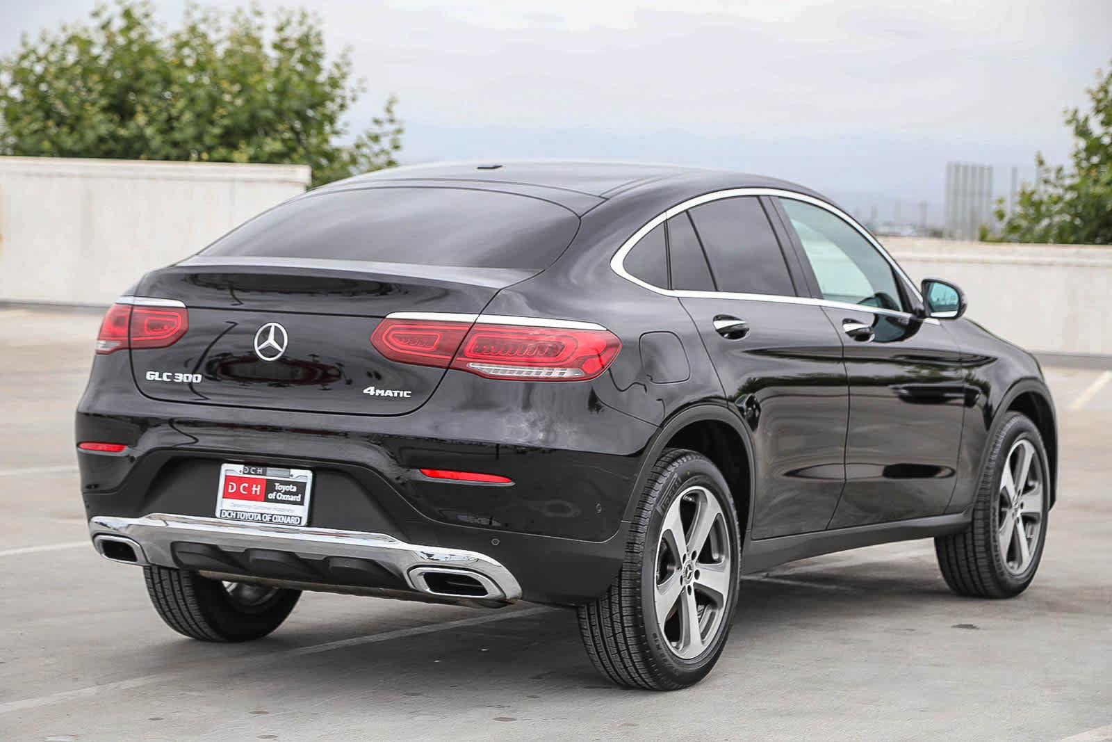 Used 2022 Mercedes-Benz GLC 300 4MATIC Coupe image 5