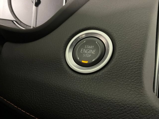 Used 2022 Cadillac XT4 Sport AWD/4WD image 19