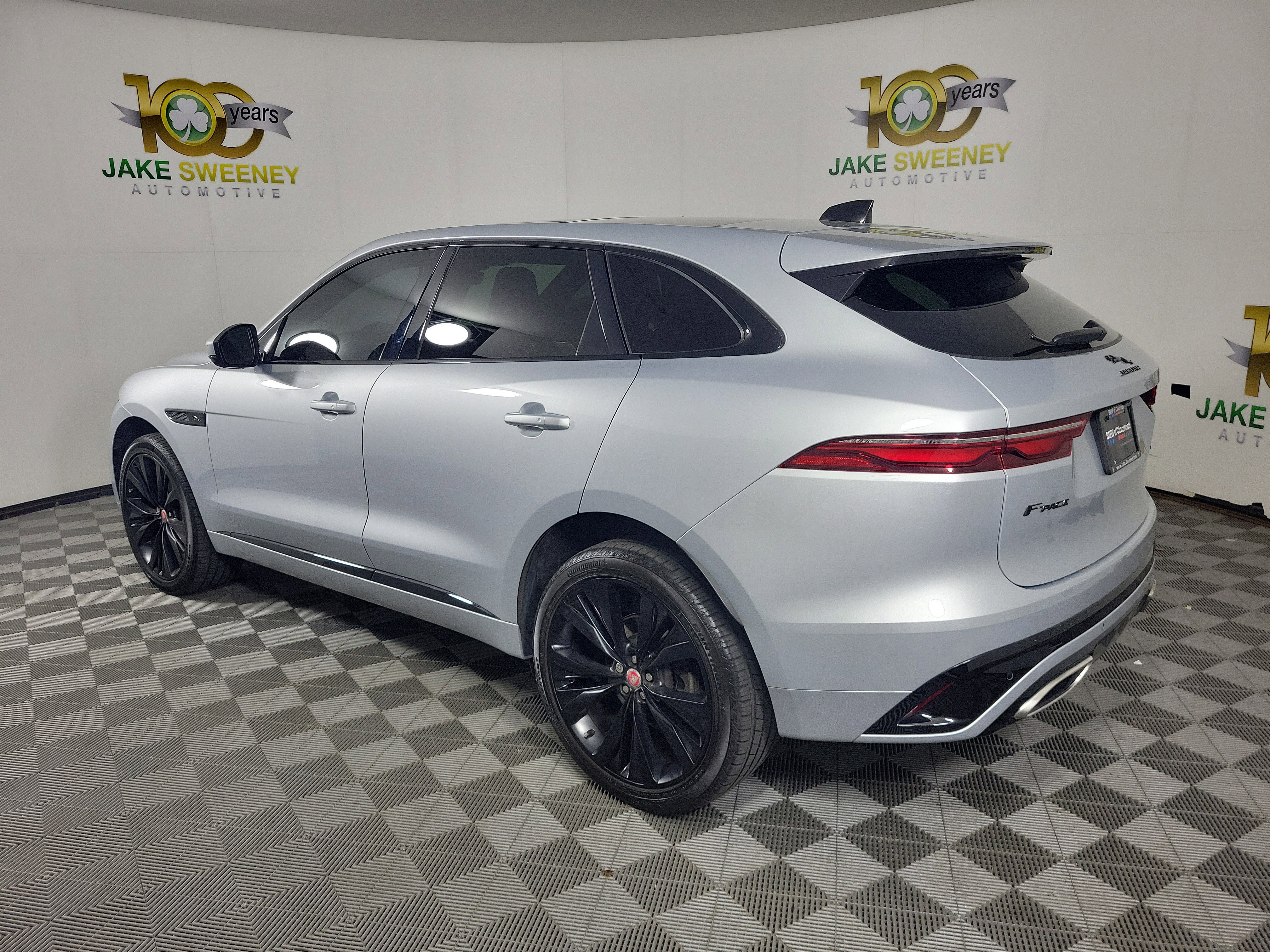 Used 2023 Jaguar F-PACE R-Dynamic S AWD/4WD image 5