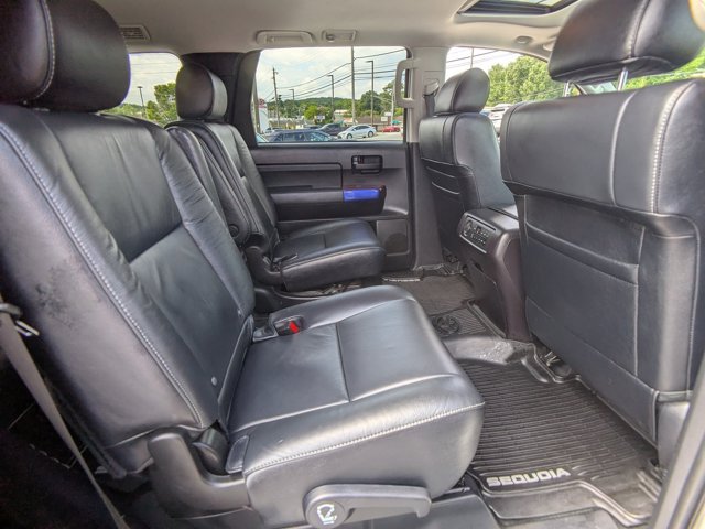 Used 2018 Toyota Sequoia TRD Sport AWD/4WD image 22
