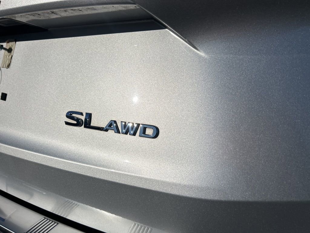 Used 2023 Nissan Rogue SL w/ SL Premium Package image 42