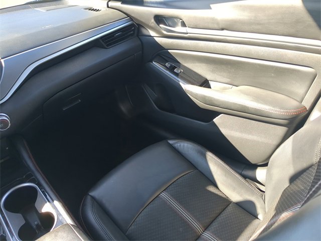 Used 2024 Nissan Altima 2.5 SR image 18