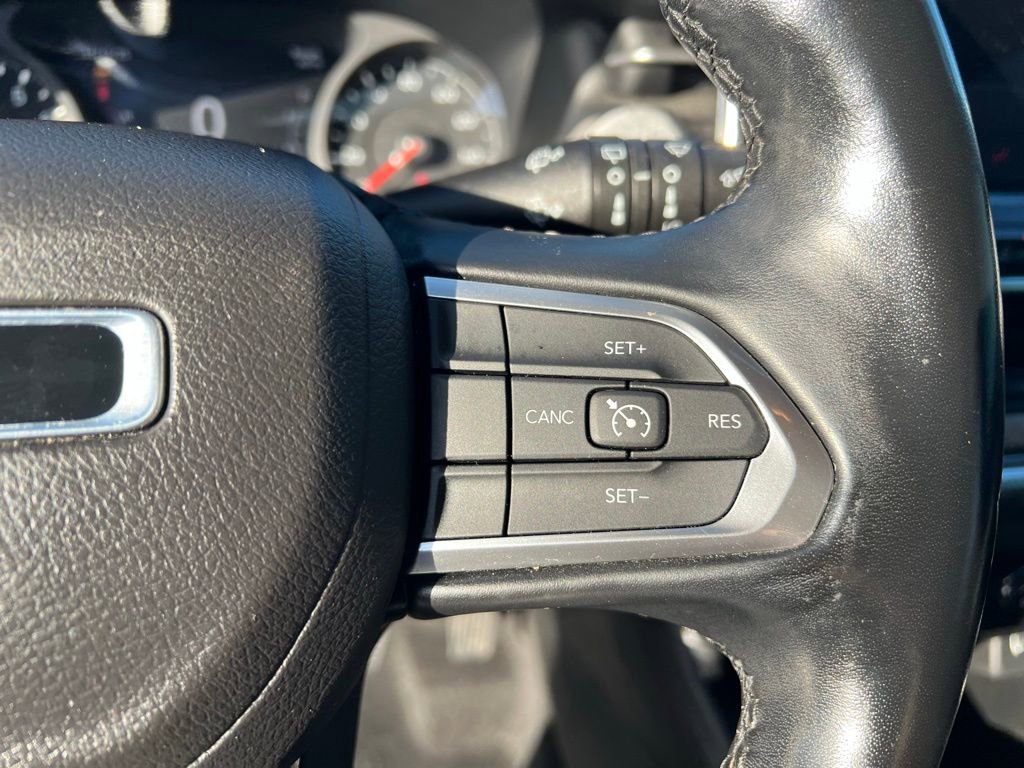 Used 2022 Jeep Compass Latitude AWD/4WD image 37