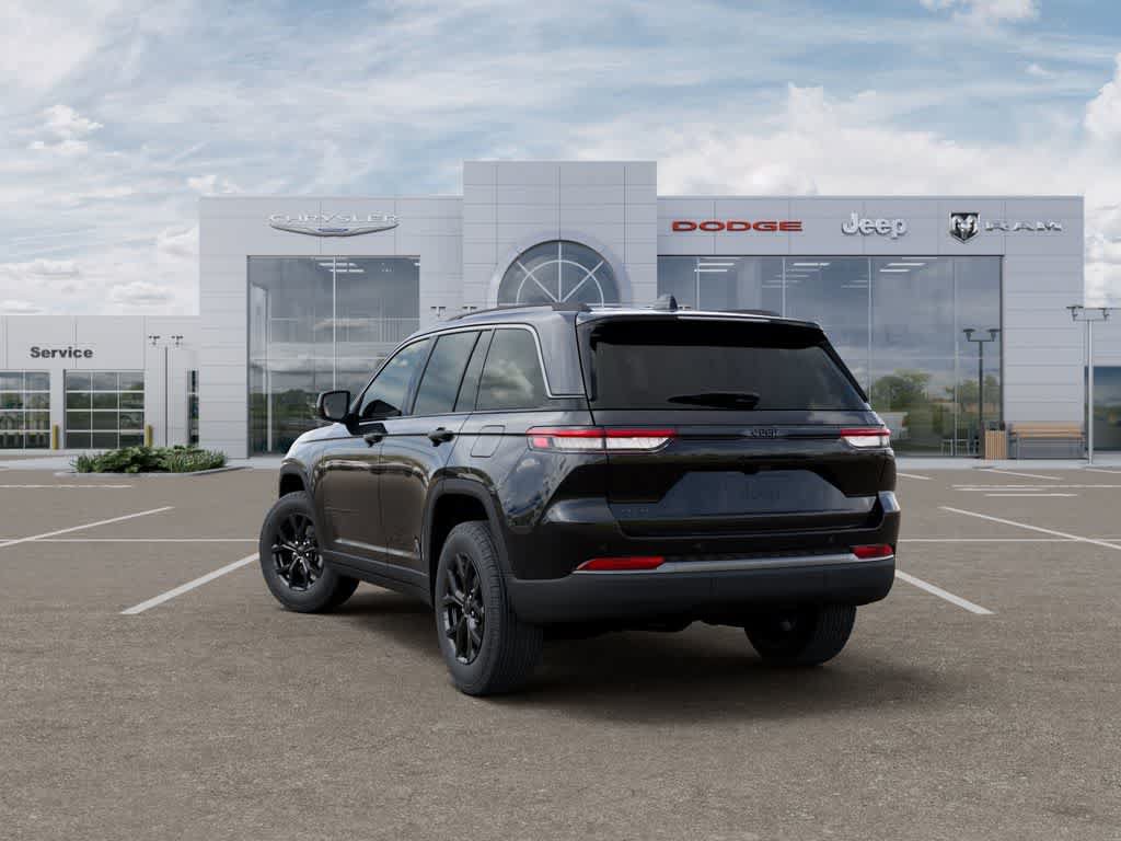New 2026 Jeep Grand Cherokee Altitude AWD/4WD image 3