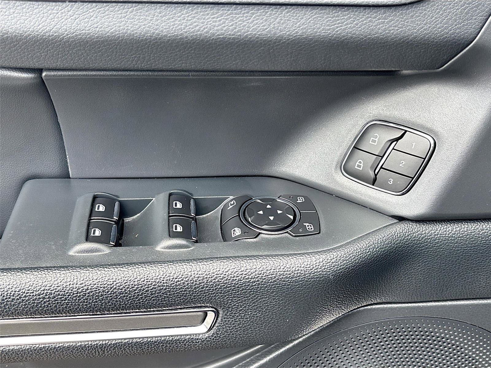 Used 2024 Ford Expedition Max XLT RWD image 18