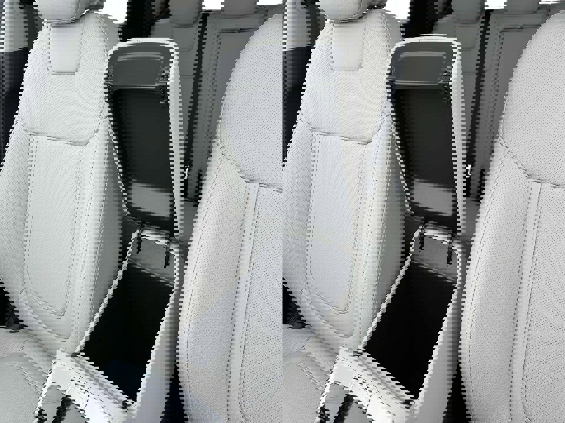 Certified 2025 Hyundai Tucson SEL image 18