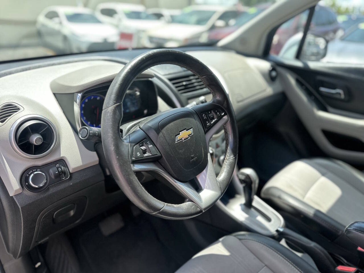 Used 2015 Chevrolet Trax LT w/ LT Plus Package FWD image 11